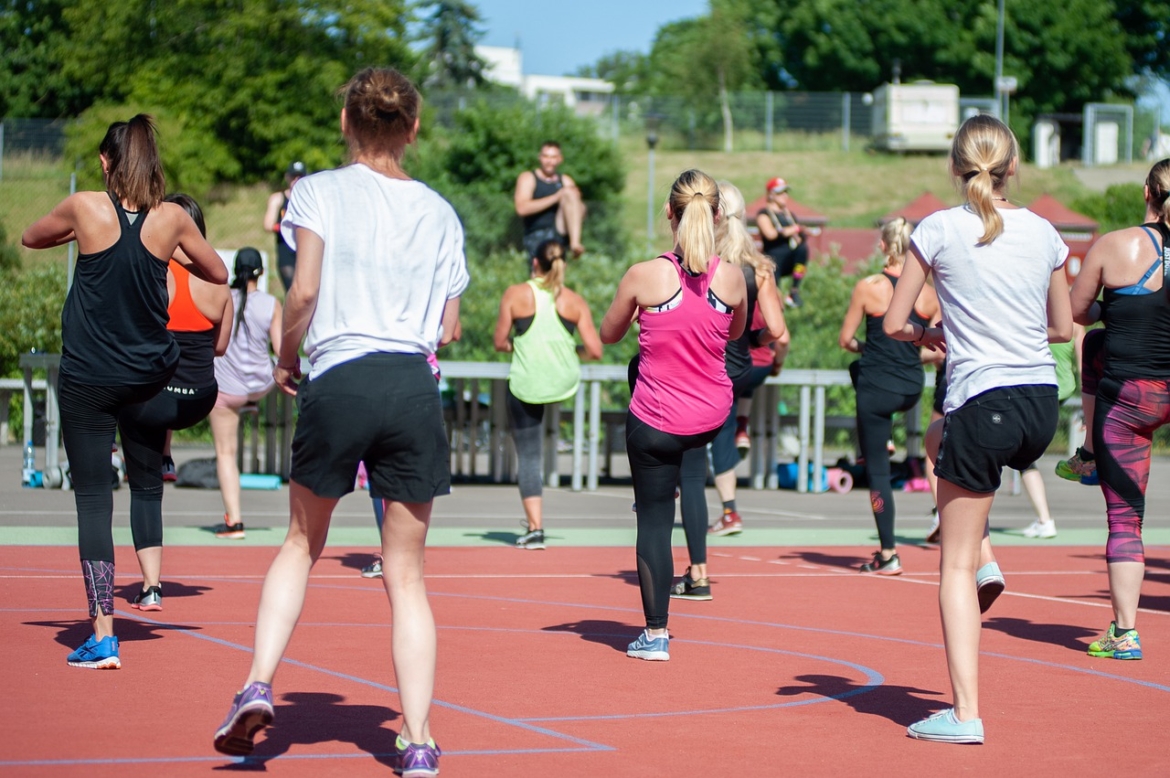 zumba-party-marathon-4333580.jpg